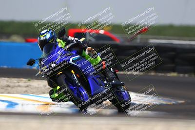 media/Jun-07-2025-TrackDaz (Sat) [[4413525952]]/C Group/1240pm (Turn 1)/